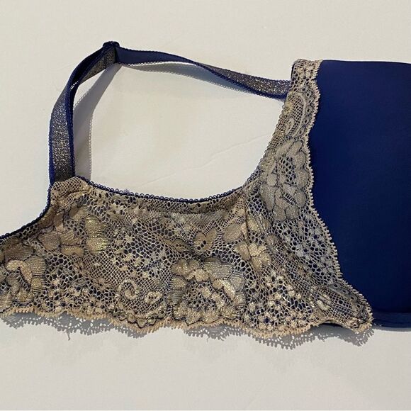 Women's Victoria's Secret Smooth & Lace Dream Angels Push Up Bra Size 34D - Picture 11 of 16